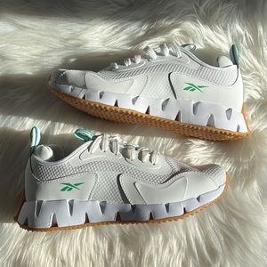 New Reebok sneakers comfort footbed by ortholite size 8